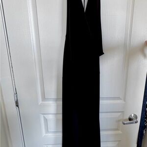 Zara Black V-Neck Maxi Dress with Sleeves